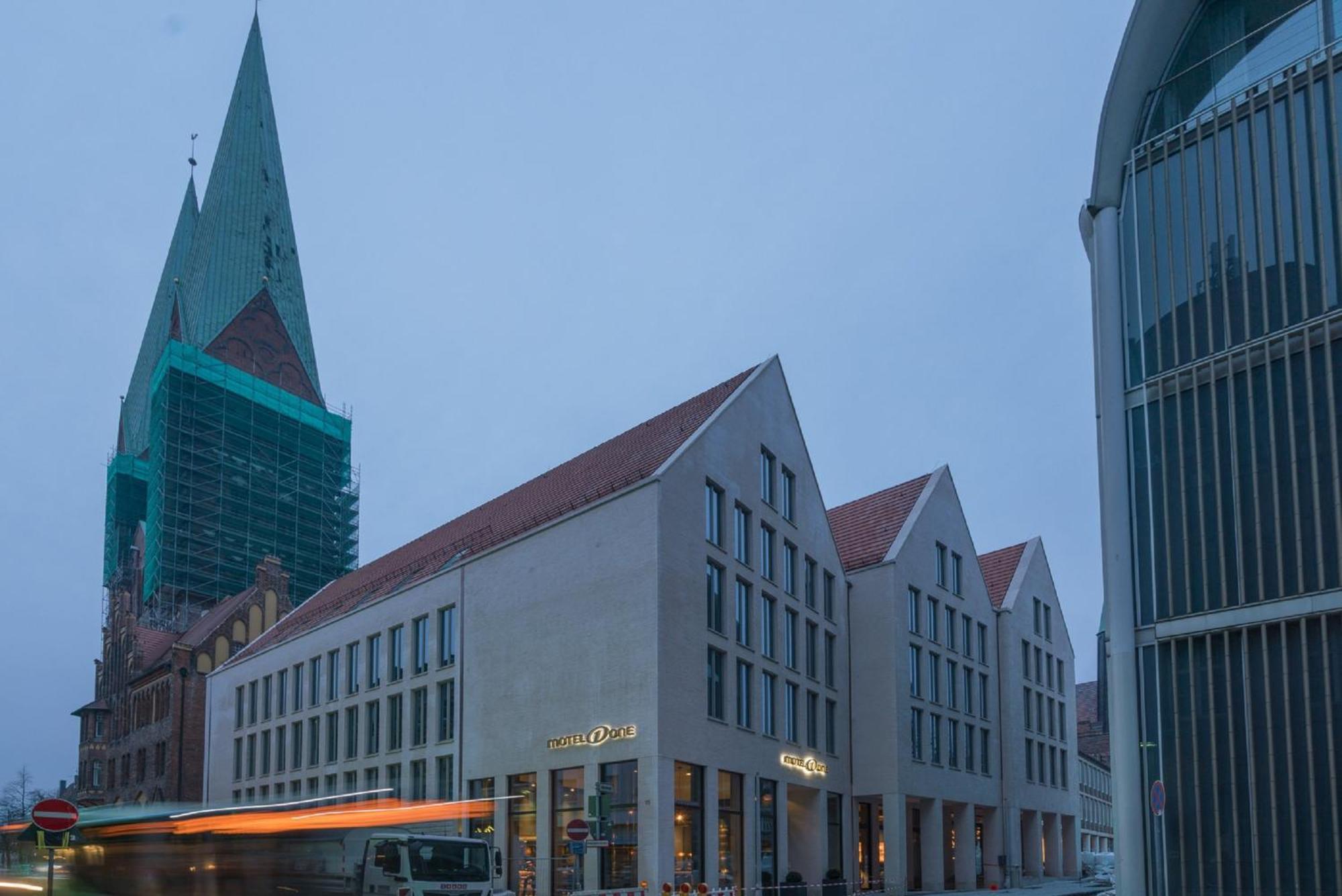 Motel One Lübeck Eksteriør billede